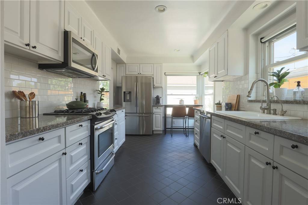 Long Beach, CA 90807,3822 Marron AVE