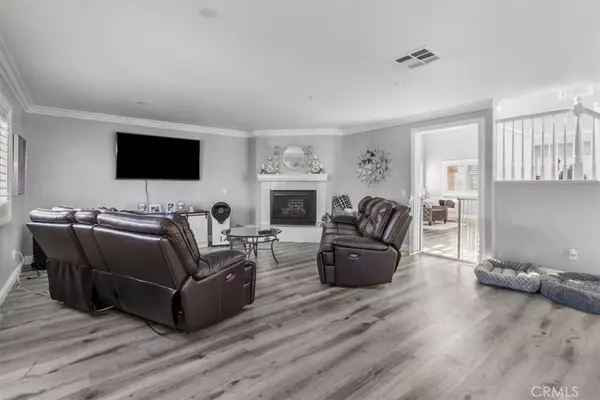 Fontana, CA 92336,15467 Spruce Tree WAY