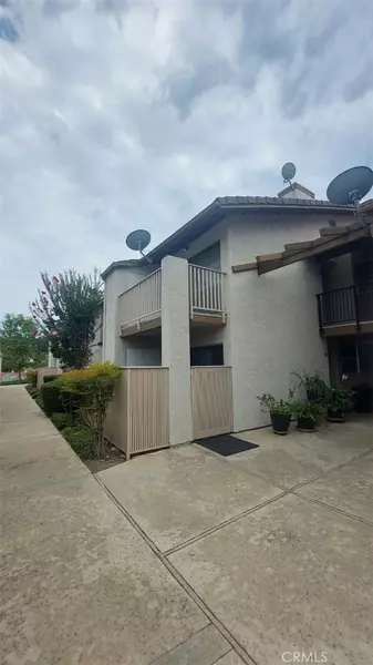 901 Golden Springs DR #E14, Diamond Bar, CA 91765