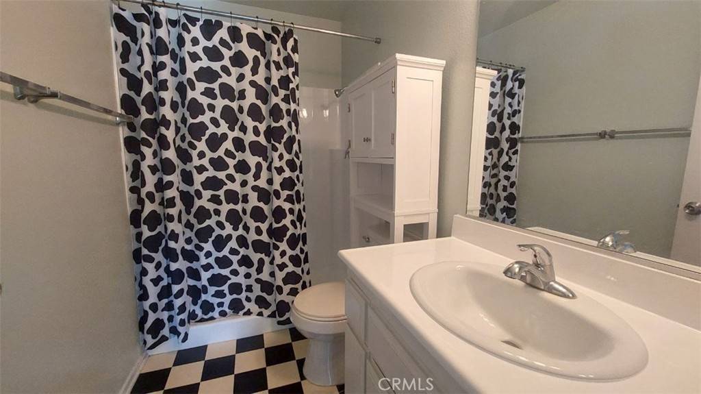 Diamond Bar, CA 91765,901 Golden Springs DR #E14
