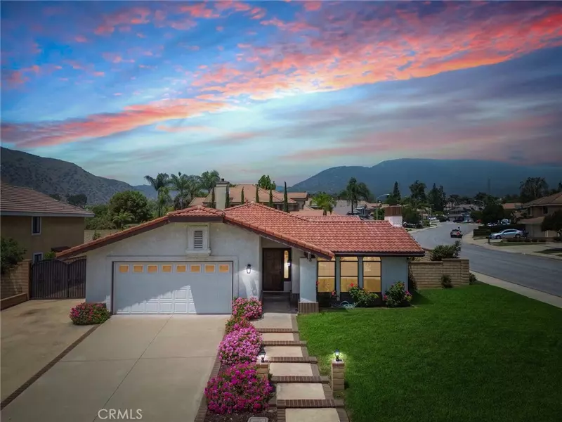5697 Los Robles, La Verne, CA 91750