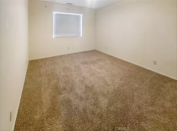 Helendale, CA 92342,14805 Greenbriar DR