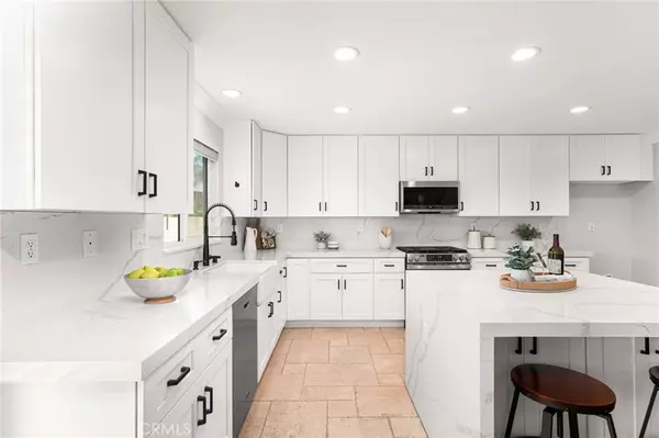 Eastvale, CA 92880,12673 Oakdale ST