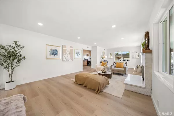 West Covina, CA 91791,631 S Hillward AVE