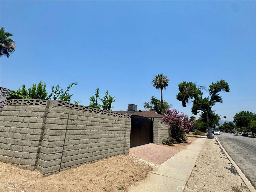 Rialto, CA 92376,459 Allen ST