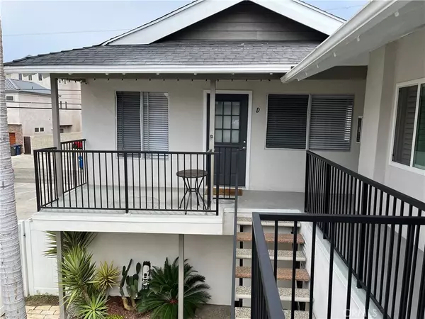 413 14th ST #D, Huntington Beach, CA 92648