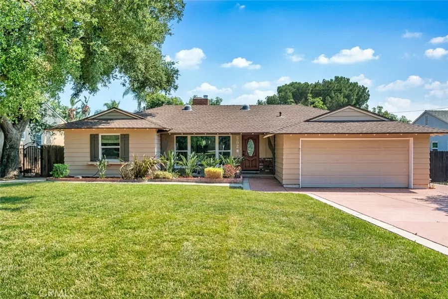 552 E Mountain View AVE, Glendora, CA 91741