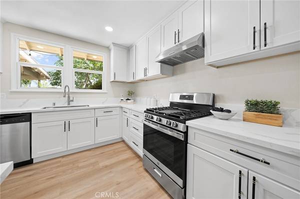 Glendora, CA 91741,552 E Mountain View AVE