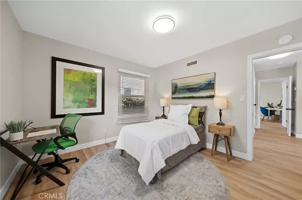 Glendora, CA 91741,552 E Mountain View AVE