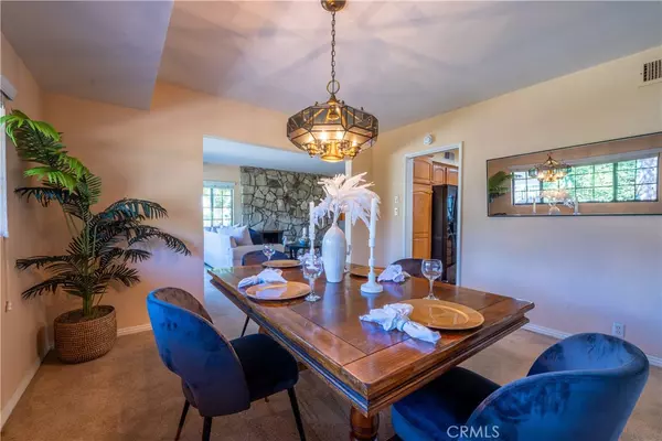 Glendora, CA 91741,439 W Virginia AVE