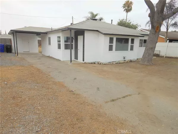Fontana, CA 92335,10149 Oleander AVE