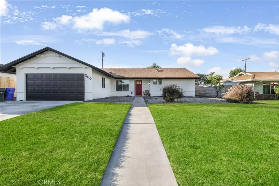 360 W Easton ST, Rialto, CA 92376