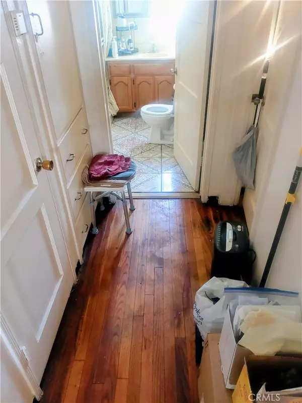 Los Angeles, CA 90016,5505 Homeside AVE