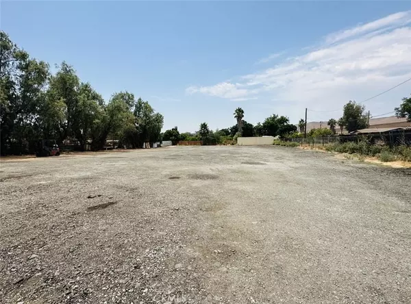 Jurupa Valley, CA 92509,3825 Kenneth St.
