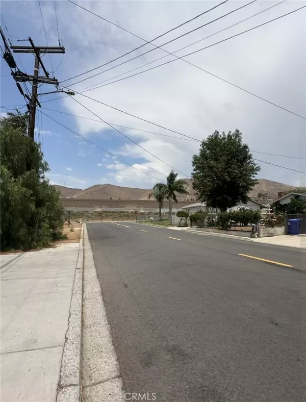 Jurupa Valley, CA 92509,3825 Kenneth St.