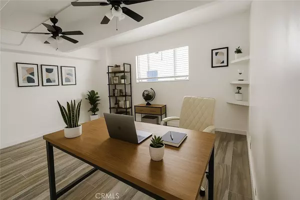 Long Beach, CA 90802,140 Linden AVE #290