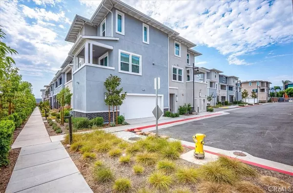Pomona, CA 91767,202 Farley LN