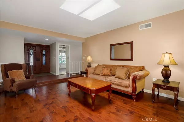 Duarte, CA 91010,3557 Brookridge RD