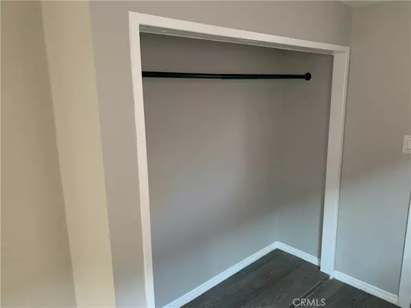 Commerce, CA 90040,6113 greenwood