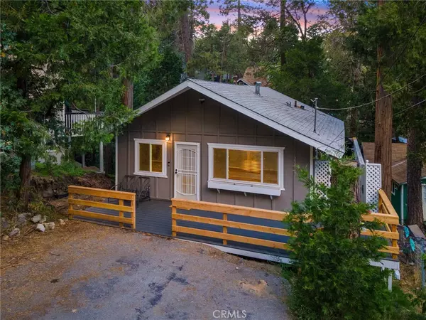 Crestline, CA 92325,23730 Shady LN