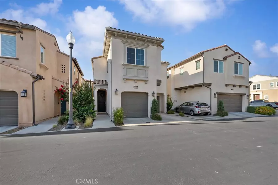16044 Narni LN, Fontana, CA 92336