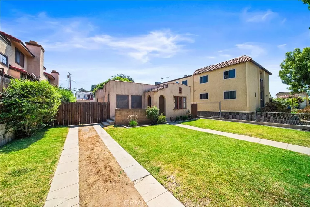 Alhambra, CA 91801,208 La France AVE