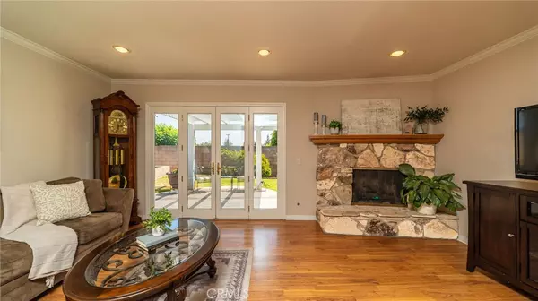 Glendora, CA 91740,2114 E Petunia ST