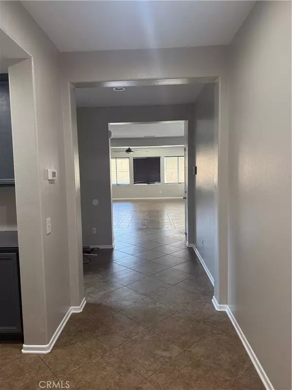 Rialto, CA 92376,1132 N Yucca AVE