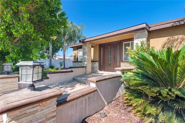 Corona, CA 92882,924 Wyval AVE