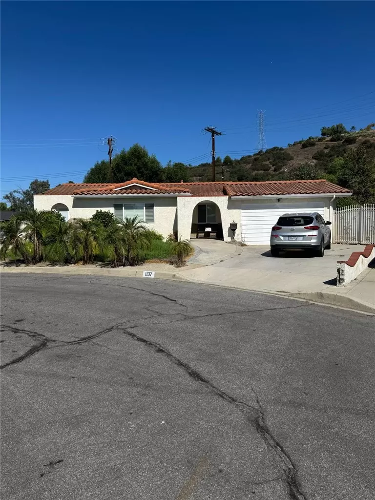 Glendora, CA 91740,1137 Willow AVE