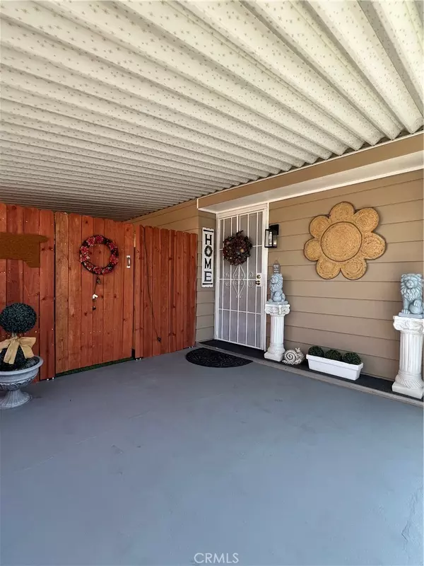 Hemet, CA 92545,601 N Kirby ST #67