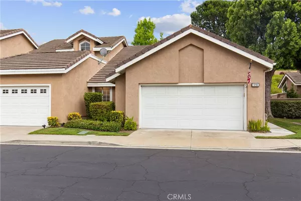 6118 E Garnet CIR, Anaheim, CA 92807