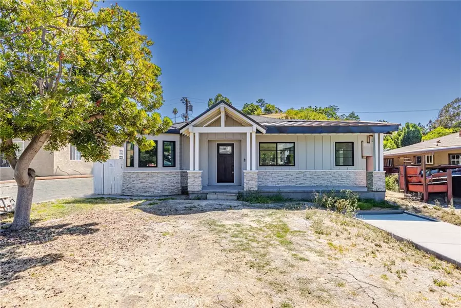 2051 McPherson, Los Angeles, CA 90032