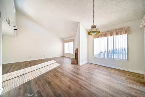 Diamond Bar, CA 91765,24161 High Knob RD #E