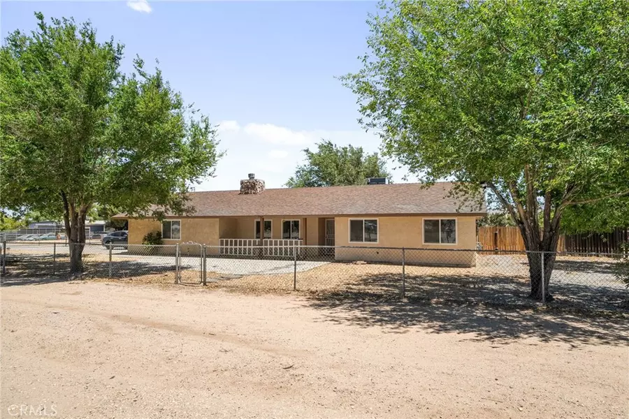 7161 7th AVE, Hesperia, CA 92345