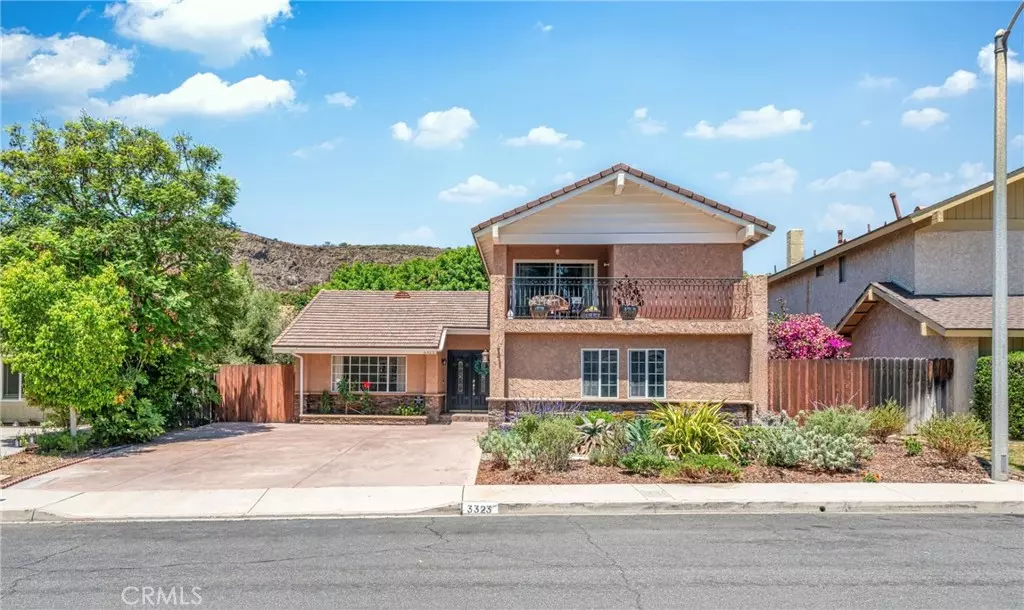 Thousand Oaks, CA 91360,3323 Rainbow Creek CIR