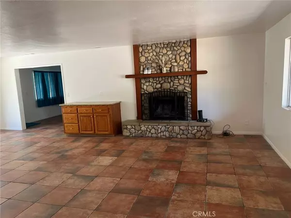 Hesperia, CA 92345,17000 Allthorn ST