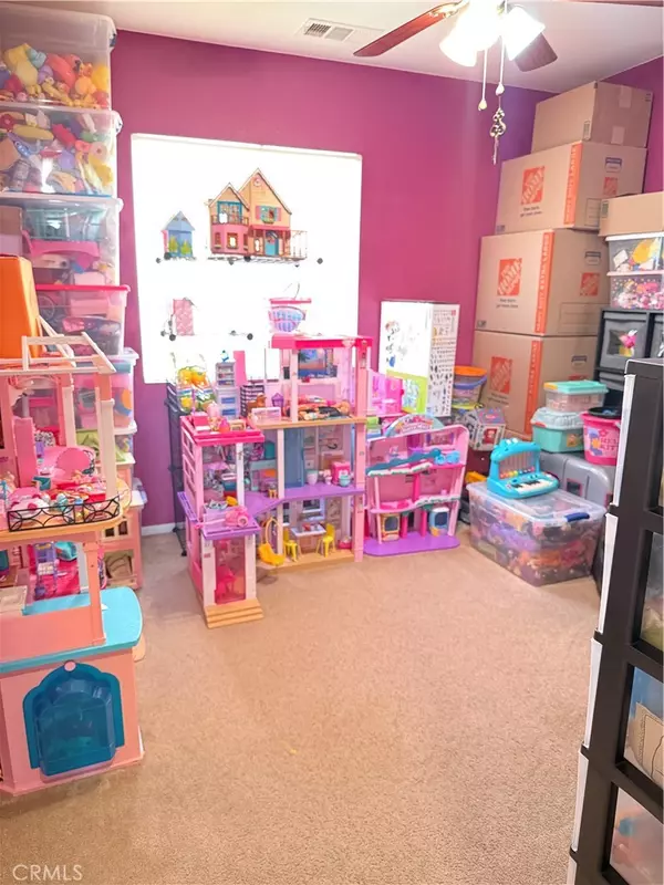 Adelanto, CA 92301,10964 Continental ST