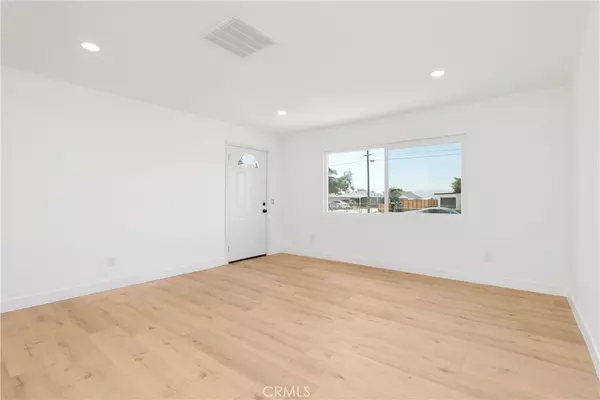 San Bernardino, CA 92410,25742 7th ST