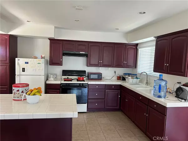La Puente, CA 91744,16256 Appleblossom ST