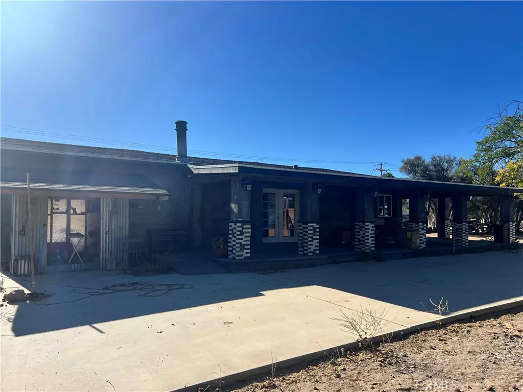 Hesperia, CA 92344,10984 Lincroft RD
