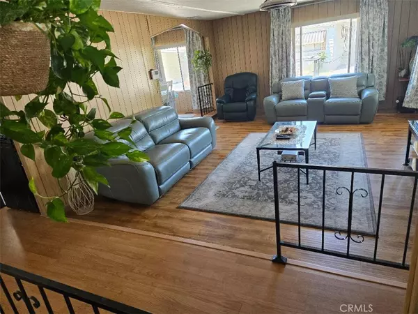 Azusa, CA 91702,840 E Foothill BLVD #152