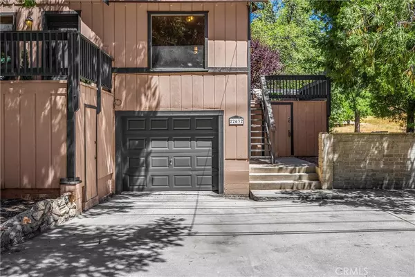 Crestline, CA 92325,22632 Seeley DR