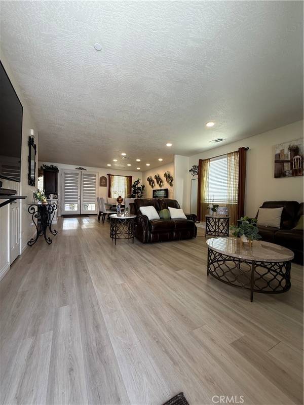 Victorville, CA 92395,13229 Plaza Laredo WAY