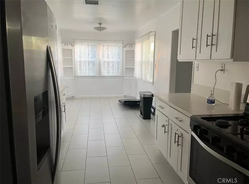 1914 W Pacific LN, West Covina, CA 91790