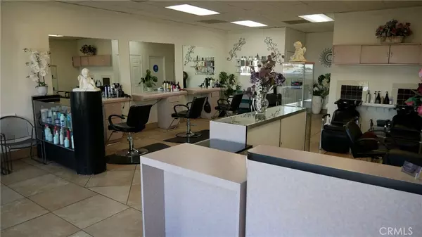 La Habra, CA 90631,1951 E La Habra BLVD #c