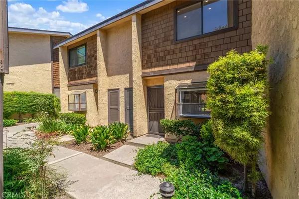 12750 Centralia ST #94, Lakewood, CA 90715