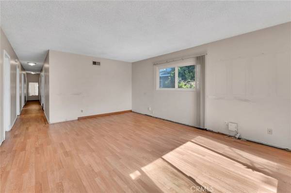 Upland, CA 91786,279 N 11th AVE
