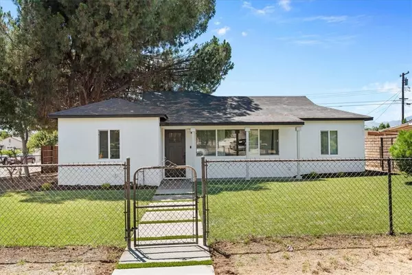 Fontana, CA 92335,8316 Reseda AVE