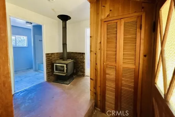 Lake Hughes, CA 93532,43156 Lake Hughes RD